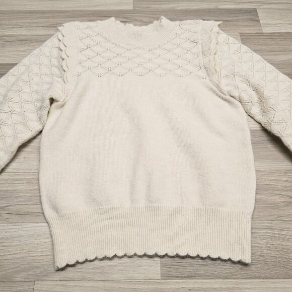 Skies Are Blue Womens Ivory Sweater Size XS Scalloped Pullover - Picture 2 of 9